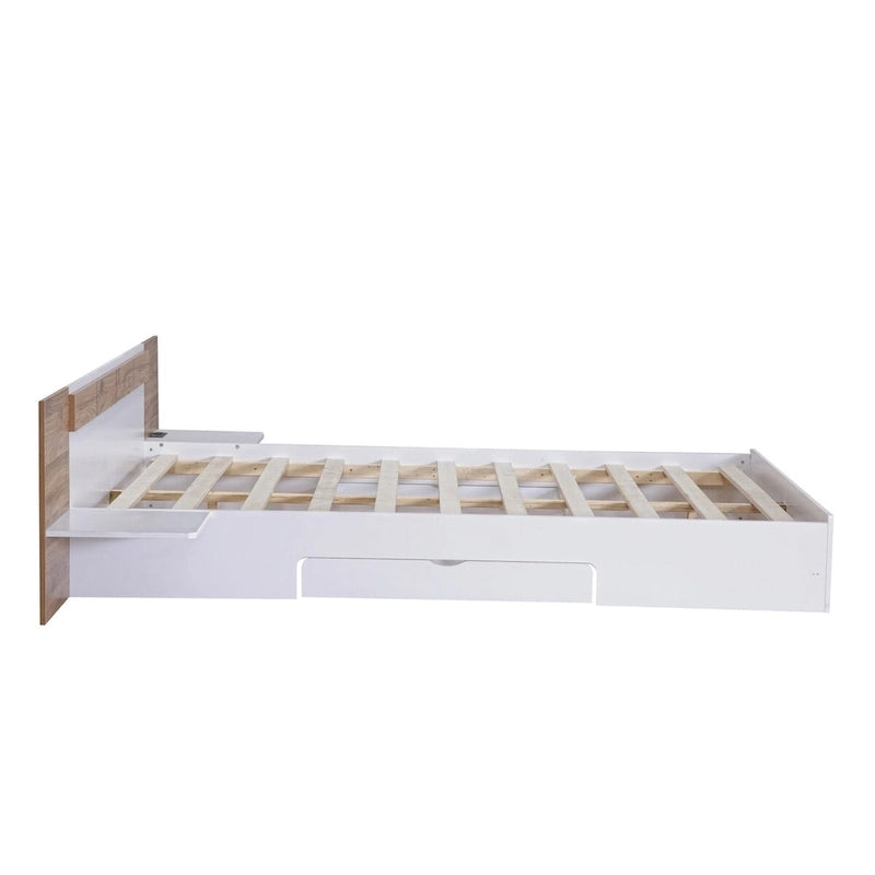 Lit plateforme queen-size avec tête de lit