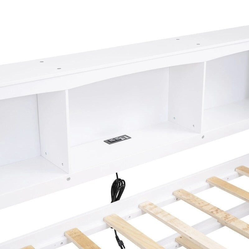 Lit de repos double avec lit gigogne, armoires de rangement et ports USB